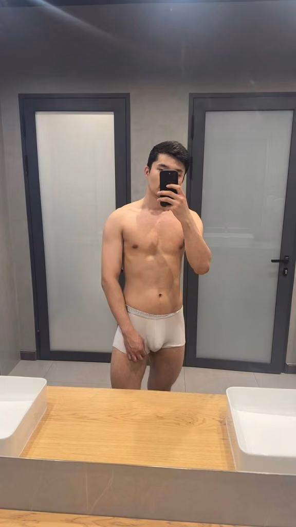 Adamqazz